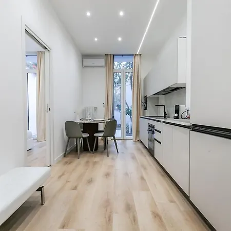 Lägenhet Luxury 2-bedroom Station Milano